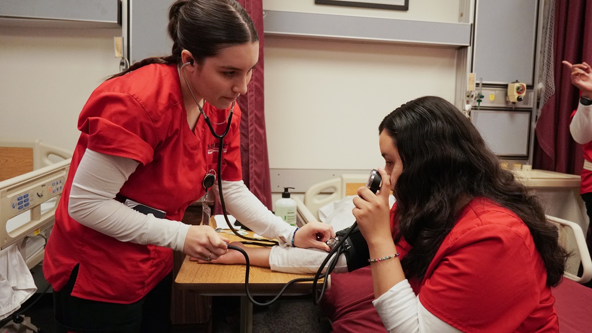 MSJC CNA students get lab experience