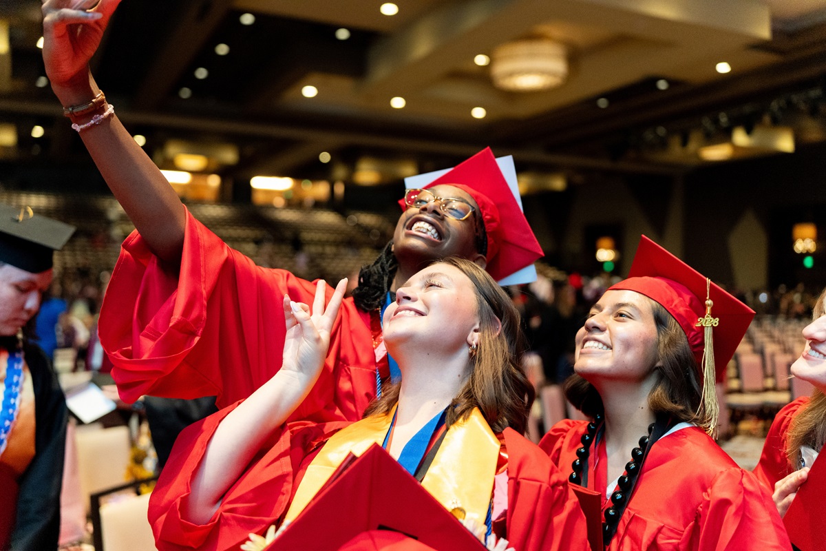MSJC graduates take a selfie