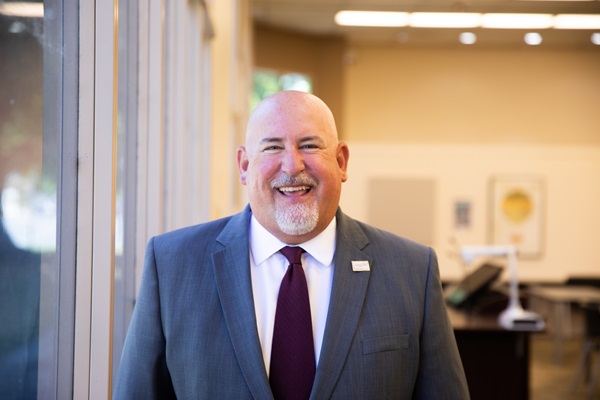 Dr. Roger Schultz